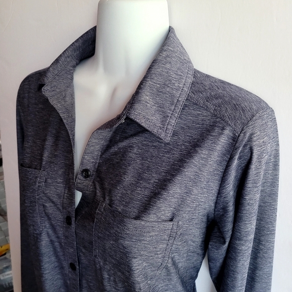 Eddie Bauer Women's Button Front Shirt Size Small - Picture 2 of 6